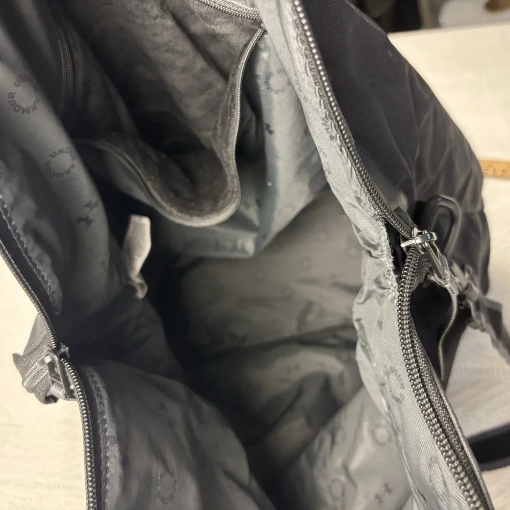 Under Armour bag good